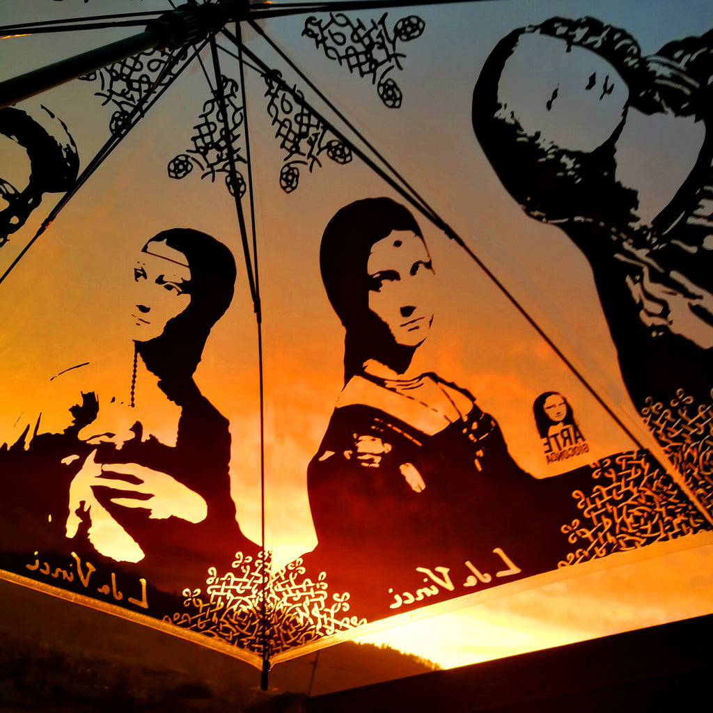 "Leonardo" umbrella.